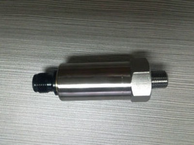 Pressure transmitter